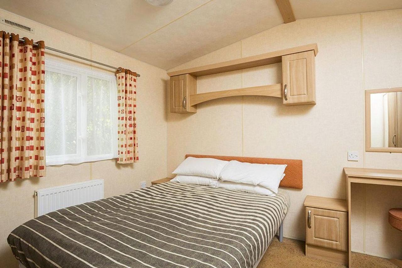 Whitecliff Bay Holiday Park 本布里奇 外观 照片