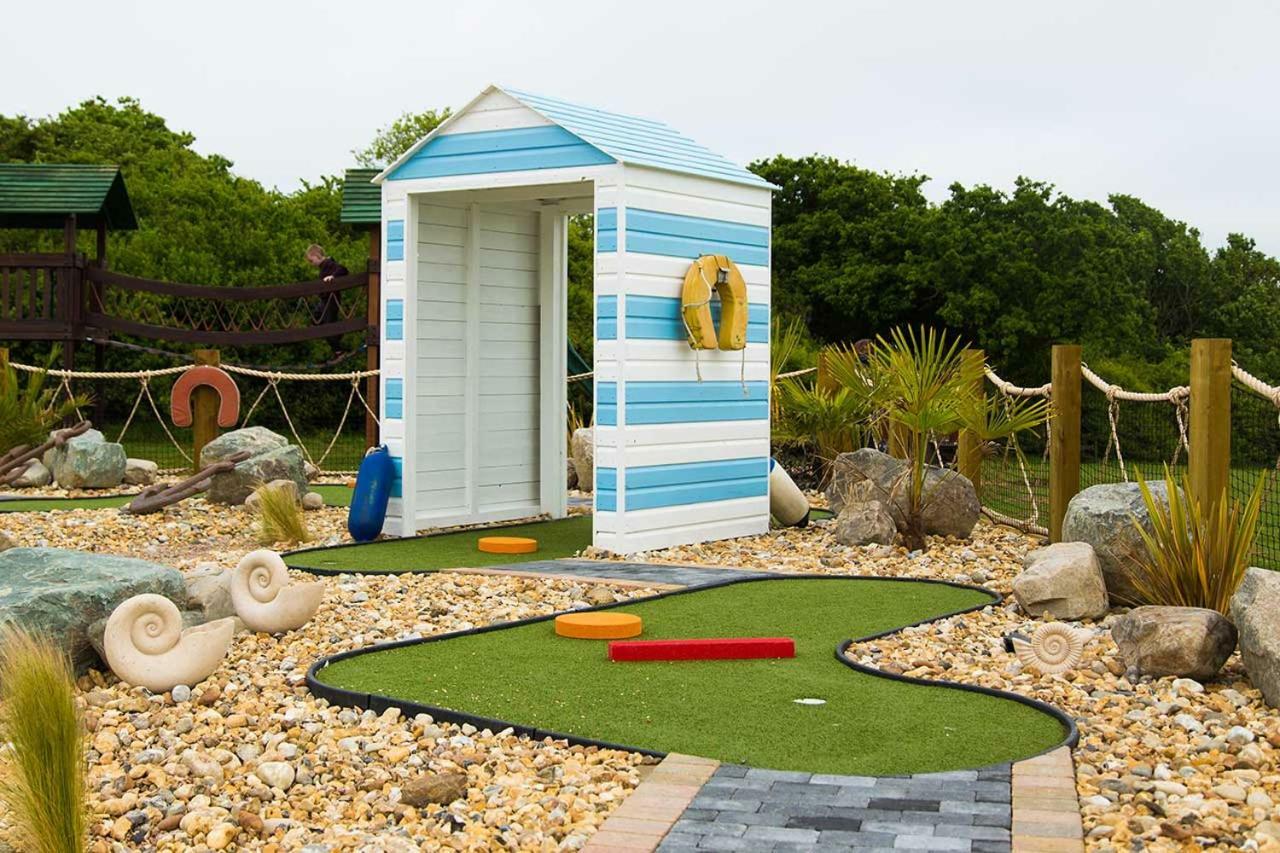 Whitecliff Bay Holiday Park 本布里奇 外观 照片
