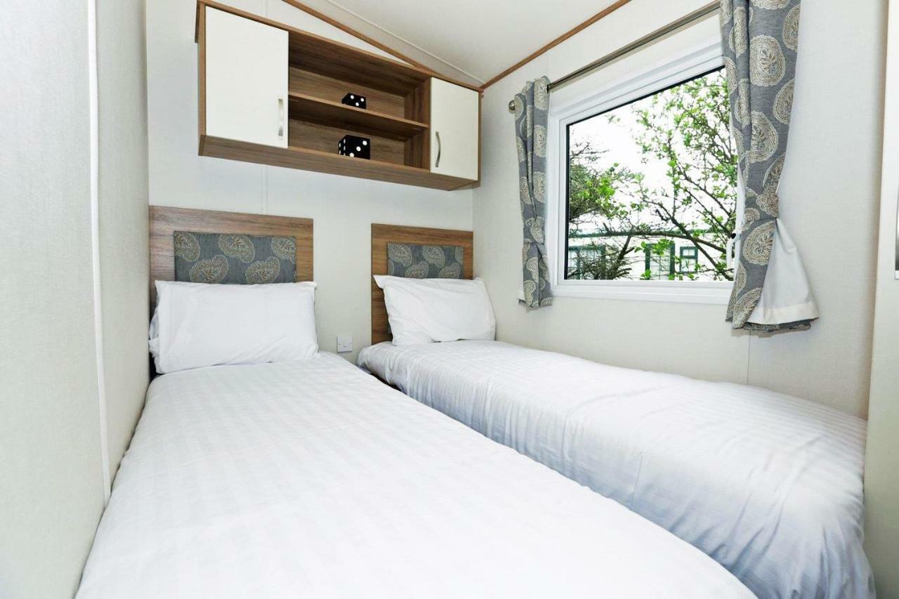 Whitecliff Bay Holiday Park 本布里奇 外观 照片